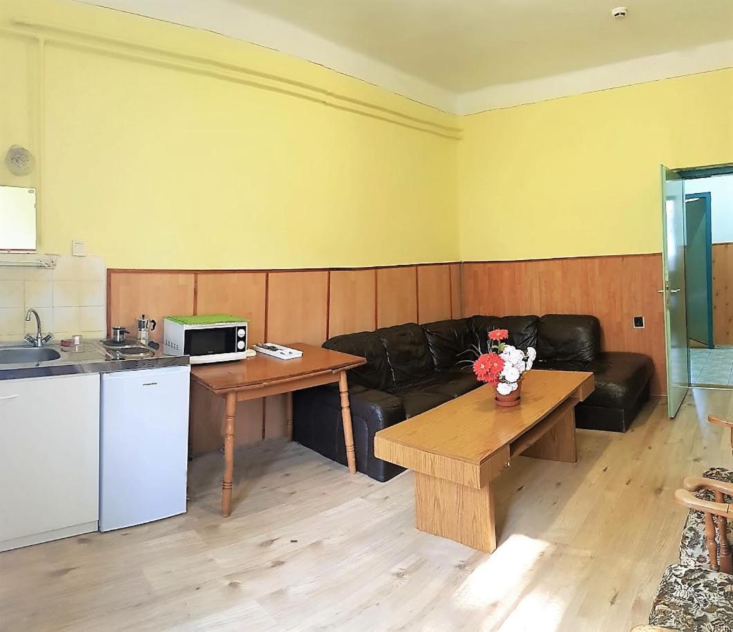 Muskatli Vendeghaz Hostel Parad Luaran gambar